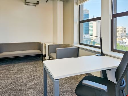 Regus - Jacksonville - Greenleaf & Crosby Building