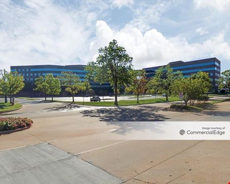 Office space for Rent at Quail Springs Parkway Plaza in Oklahoma City