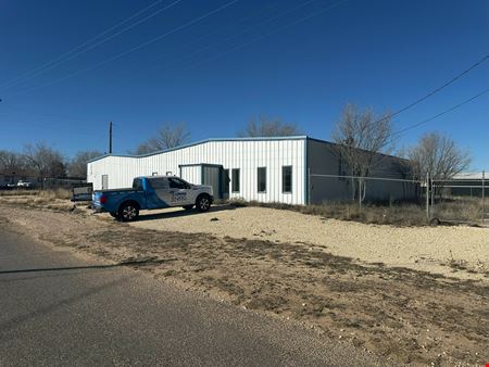 6,232 SF Shop/Office Space on 0.4 Acres