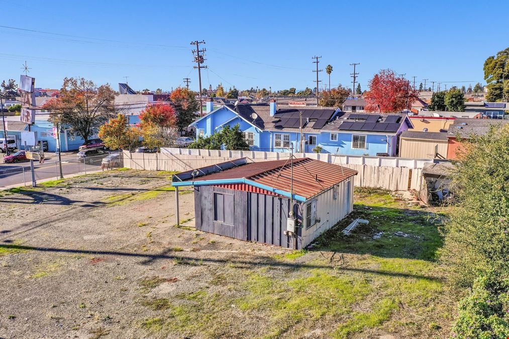 4134 Foothill Blvd.