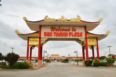 Retail space for Rent at Ben Thanh Plaza in Arlington