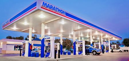 Retail space for Sale at (7.35% CAP RATE) DADE CITY PURE NNN MARATHON GAS  STATION W/ SIGNATURE "GO MARKET" C-STROE FOR SALE! in Dade City