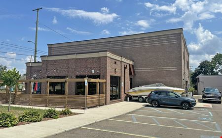 32821- 32905 Grand River Ave