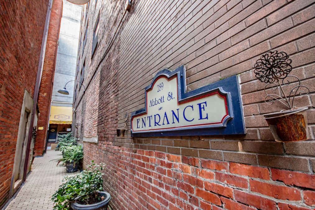 289 Abbott Street