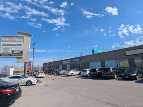 Humboldt Park Retail Available | Grand Plaza