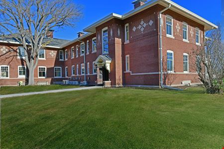 Fergus Falls Apartments - Historic Charm With Complete Restoration