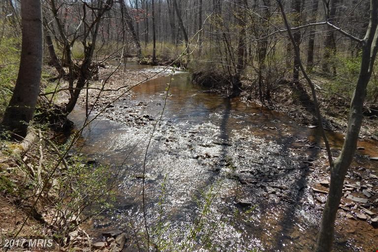 Highland Ridge Rd