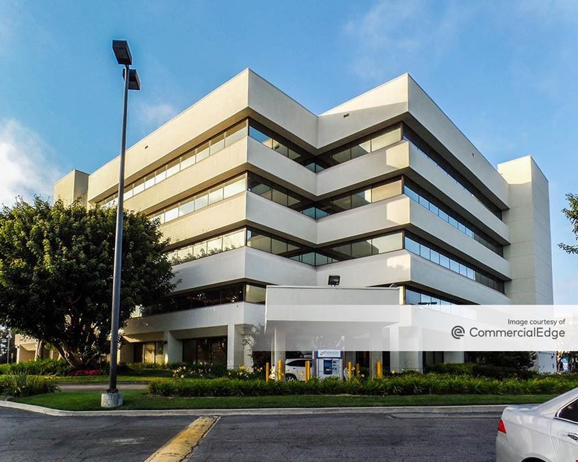 Kinecta Office Building