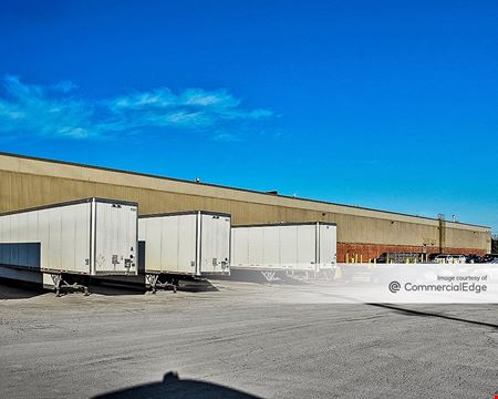 Industrial space for Rent at 2900 N Shadeland Ave in Indianapolis