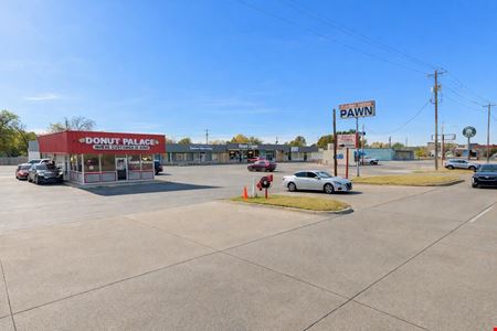 Retail space for Rent at Plaza Tower Shopping Center in Moore