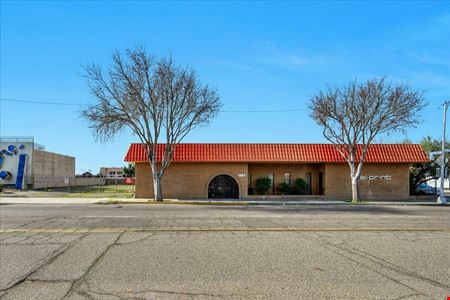 Commercial space at ±11,388 SF Clear Span Industrial Building off CA-99 in Fresno, CA in Fresno