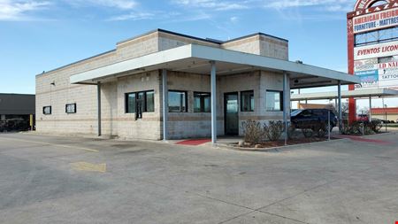 8621-8751 Camp Bowie Blvd W