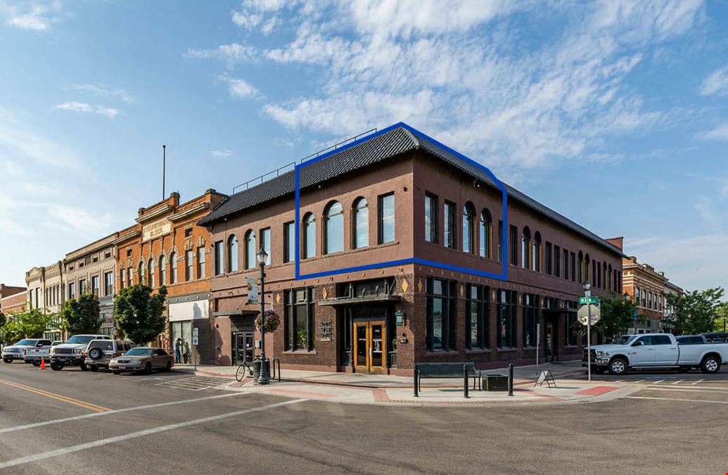 704 Main Street