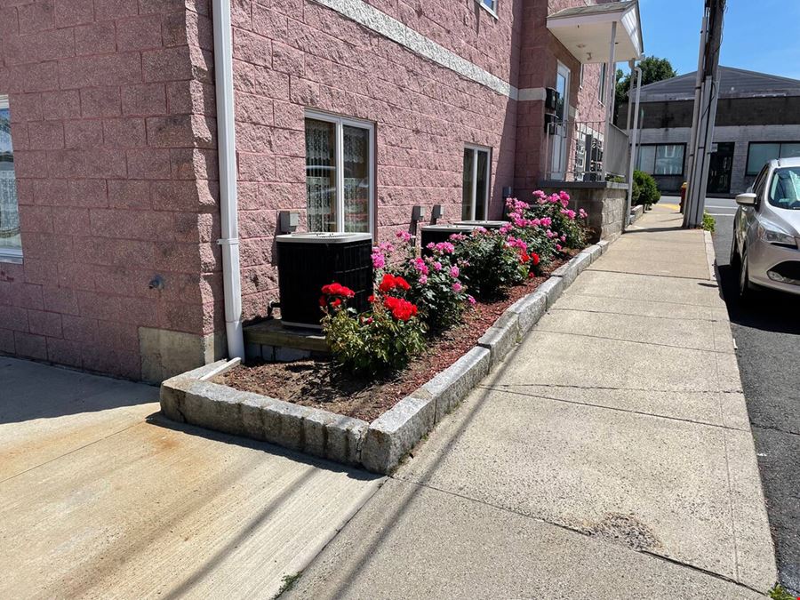 333 Front St