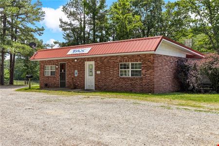 Office space for Sale at 10381 Highway 7 N in Harrison