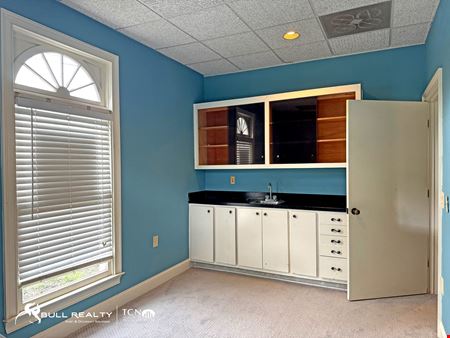 Marietta Office Suites | Five Full-Service Office Suites | ±650 SF to ±1,750 SF