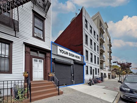 Retail space for Rent at 1,600 SF | 566 7th Avenue | Vented Stand Alone Retail Space for Lease in Brooklyn