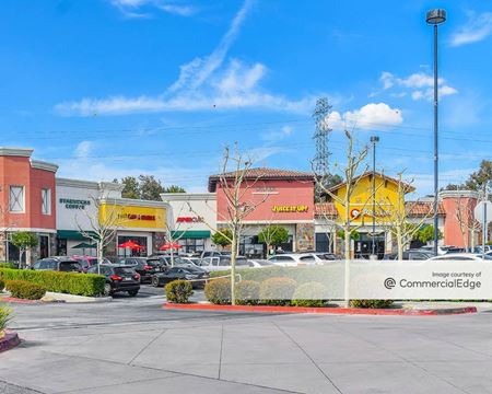 Retail space for Rent at Highridge Crossing in Valencia