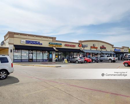 Commercial space at 108 South Mulberry Street in Ennis