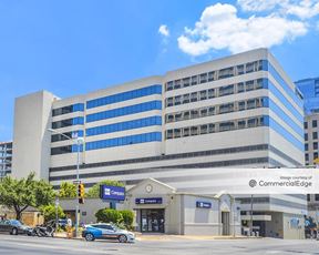 Lavaca Plaza