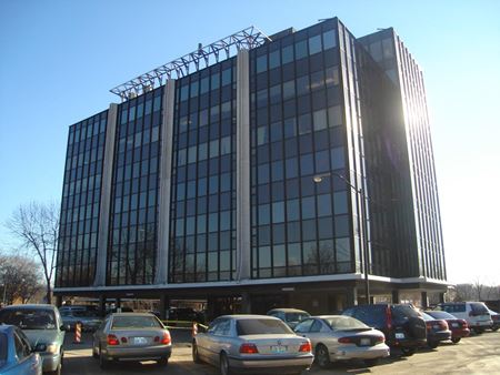 Office space for Rent at 6200 North Hiawatha Avenue in Chicago