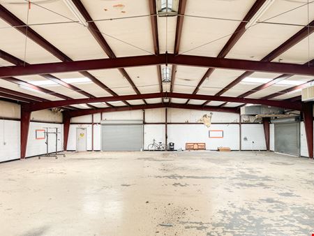 ±7,500 SF Climate-Controlled Office/Warehouse on S Choctaw Dr