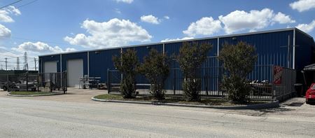 Industrial space for Sale at 3401 & 3410 Oak Forest Drive in Houston