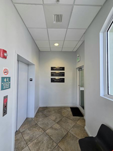 Coral Ridge Medical Plaza