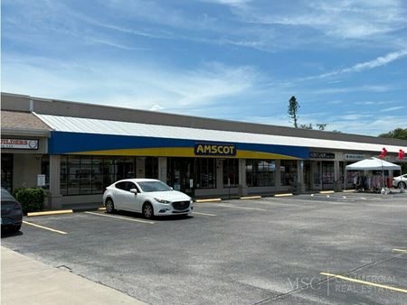 Retail space for Rent at DeSears Plaza in Sarasota