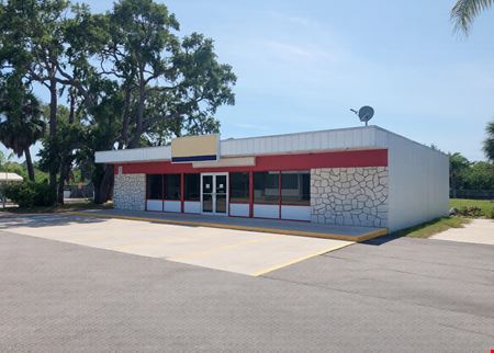 Retail space for Rent at 6630 15th St E in Sarasota