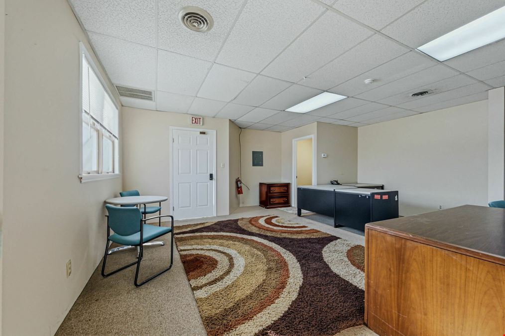 Gilpin Plaza - 3203, Suite D - Concord Pike, Wilmington, DE