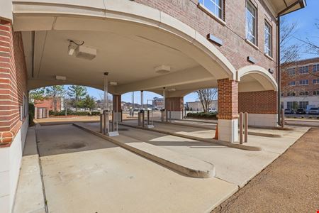 1600 Highland Colony Pkwy