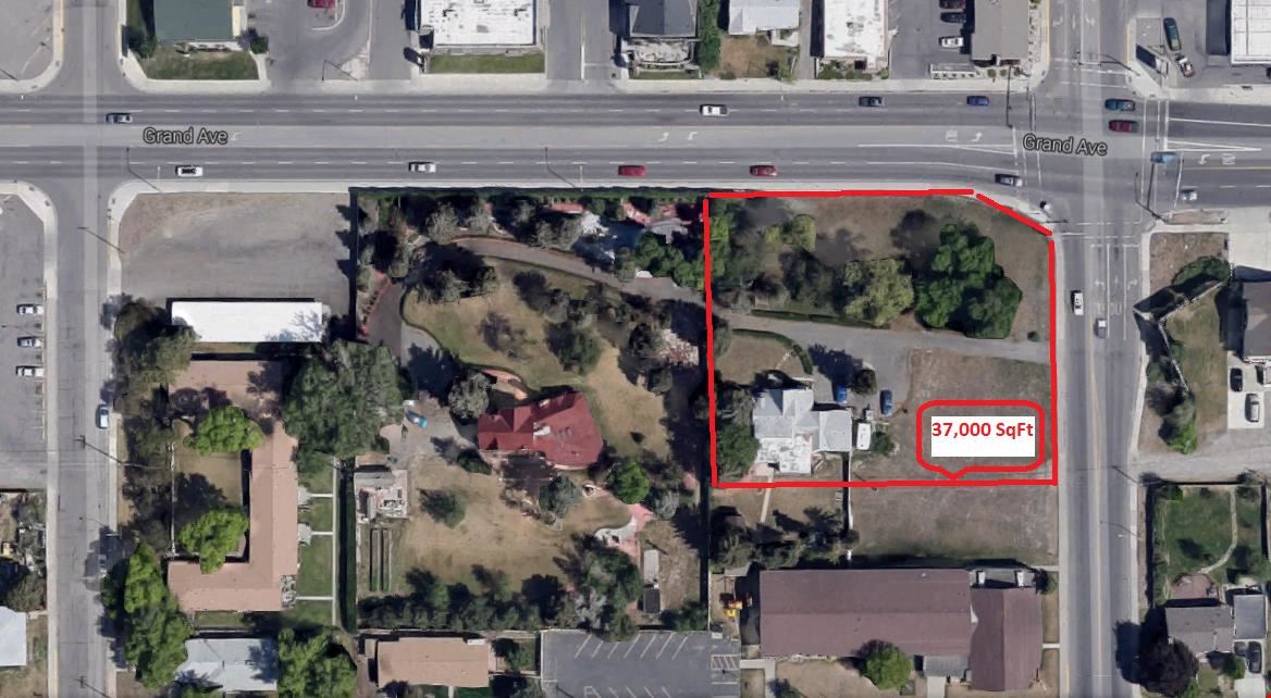 808 Grand Ave