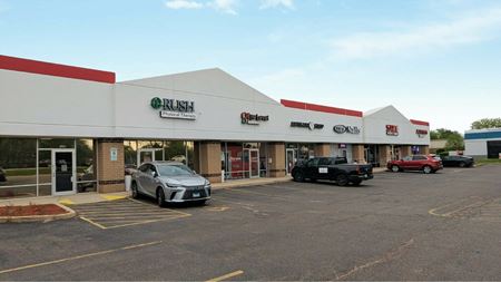 Retail space for Rent at Last Retail Unit Available at Deerpath Court in Lake Zurich