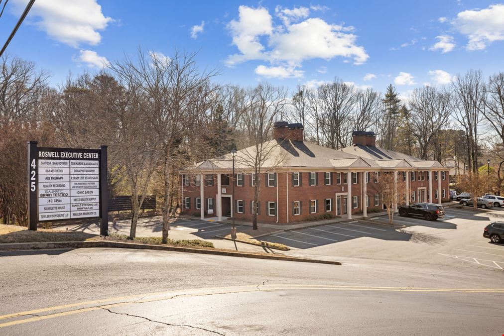 Modern Second-Floor Office Suite in Roswell