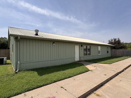 101 E 32nd Ave