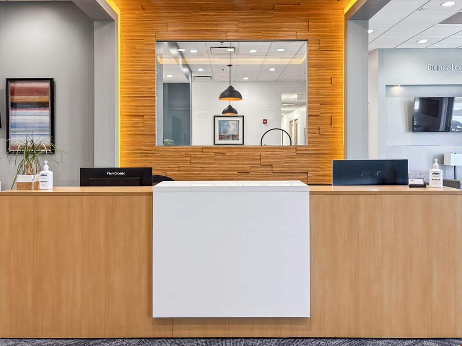 Regus - Naperville - Main Street Promenade