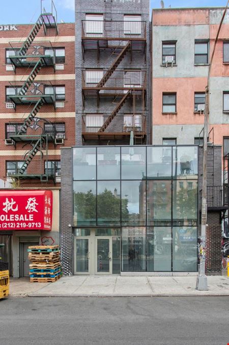 Retail space for Rent at 22 Allen St in New York