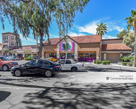 Retail space for Rent at Warner Plaza in Chandler
