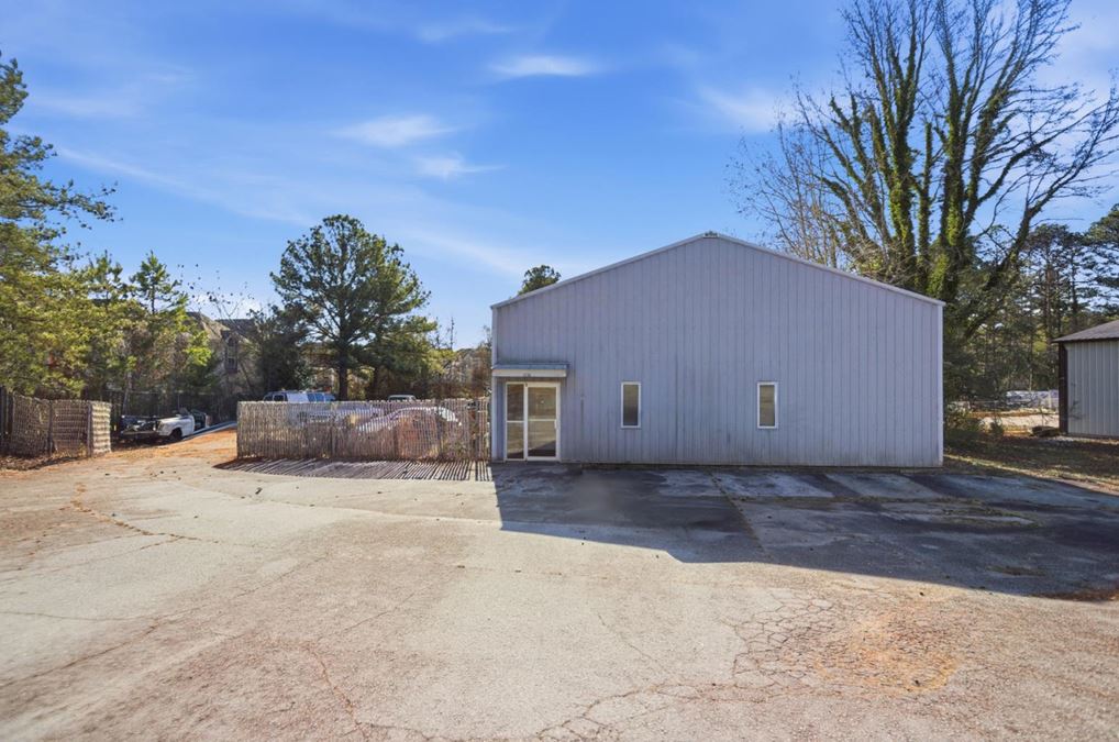 2,400 SQ FT Warehouse- Central, Near Clemson