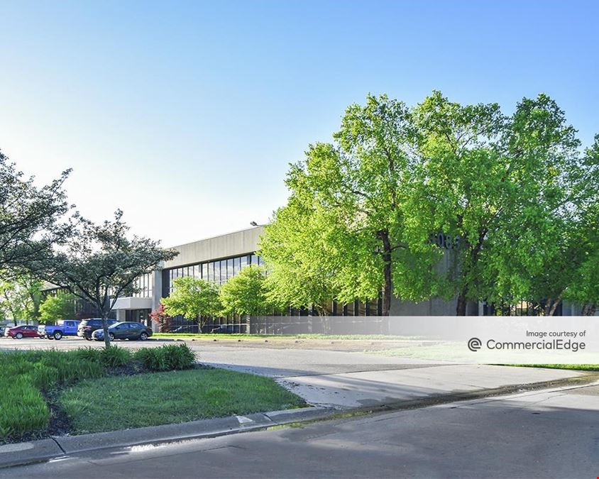 Castleton Park - Building 47