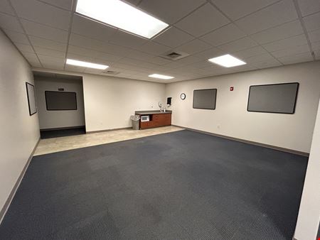 PROFESSIONAL OFFICE SPACE EAST BATTLEFIELD