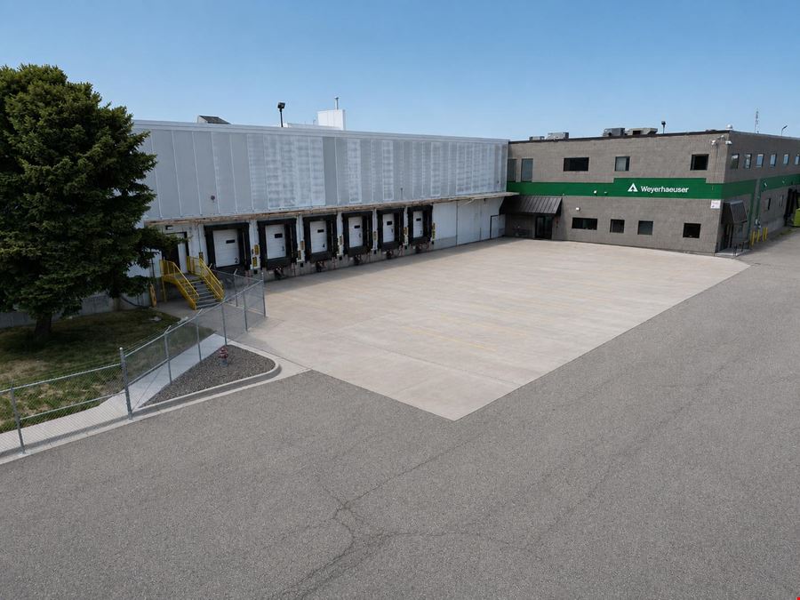 Distribution Warehouse