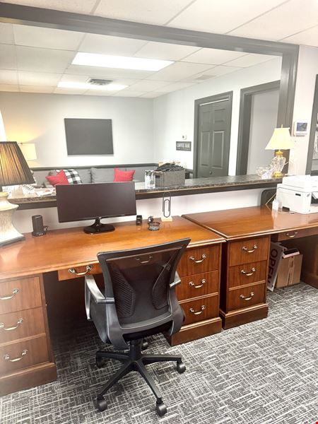 Turn Key Professional Office on Riverside Drive
