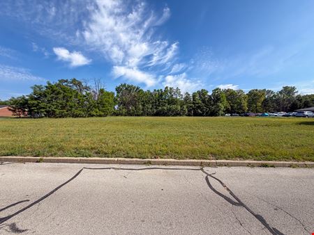 5822 Park Center Ct