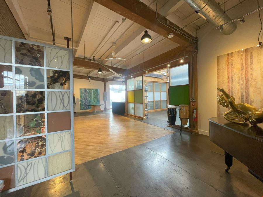 Monark Studios | 1240 N Homan