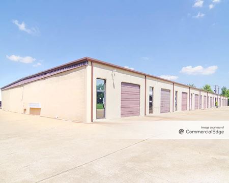 Industrial space for Rent at 180 Industrial Blvd in McKinney