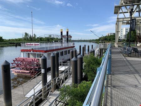 Shipyard Dining