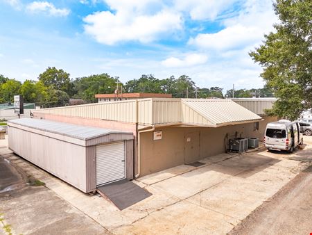 Income-Producing Street Retail in the Heart of Mid City
