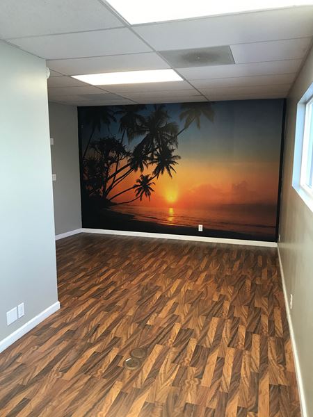 Office space for Rent at Contractors Warehouse 74-5489 Loloku st in Kailua-Kona